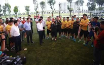 Bộ trưởng Nguyễn Ngọc Thiện thăm và động viên ĐT U23 Việt Nam