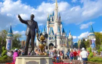 Sau Starbucks, Walt Disney nói không với ống hút nhựa
