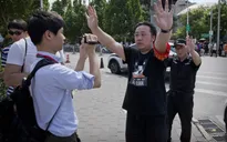 Phong tỏa khu vực Đại sứ quán Mỹ tại Trung Quốc sau vụ nổ