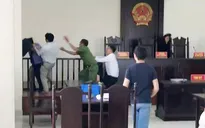 TP.HCM: Tạm giữ 2 đối tượng hành hung kiểm sát viên và phóng viên tại tòa