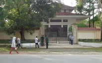 Tổ chức lễ truy điệu hai phi công hy sinh trong vụ rơi máy bay Su-22 tại Nhà tang lễ Quân khu 4