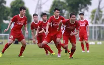 U23 Việt Nam luyện chiến thuật tấn công phạt góc của ĐT Anh