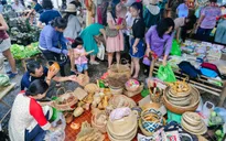 Chợ quê đặc biệt giữa lòng TP.HCM