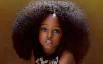 Mới 5 tuổi, bé gái Nigeria được mệnh danh là cô gái xinh đẹp nhất thế giới