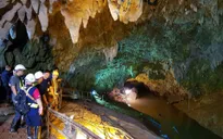 Mê cung hang Tham Luang gây khó cho đội cứu hộ đội bóng thiếu niên như thế nào?