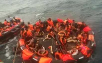 Lật tàu du lịch ở Phuket: Hành khách đều là người Trung Quốc