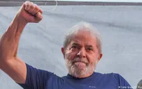 Cựu Tổng thống Brazil Lula da Silva được trả tự do