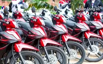 Giá xe máy giảm mạnh