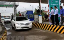 Đẩy nhanh tiến độ dán thẻ thu phí không dừng