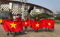 Phóng viên Thể Thao VTV tác nghiệp tại ASIAD 2018: Niềm vui của CĐV sau chiến thắng của ĐT Olympic Việt Nam