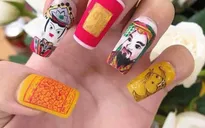 Tân trang móng tay, ốp điện thoại độc, lạ "át vía" xấu tháng cô hồn