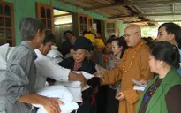 Trung ương Giáo hội Phật giáo Việt Nam ủng hộ, giúp đỡ đồng bào vùng lũ tỉnh Yên Bái