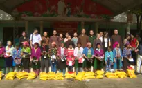 Giúp đỡ đồng bào vùng lũ tỉnh Hà Giang vượt qua khó khăn