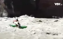 Đua thuyền Kayak mạo hiểm tại Ấn Độ