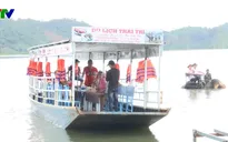 Cần đảm bảo an toàn đường thủy cho du khách thăm quan Hồ Lắk