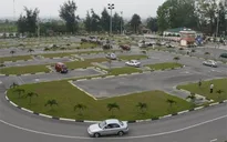 Cấm mang điện thoại di động khi thi lái xe ô tô