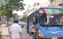 TP.HCM: Ý kiến chuyên gia về đề án mở làn ưu tiên cho xe bus