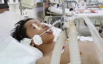 Cậu học trò bán vé số kiếm tiền học nguy kịch vì trọng bệnh