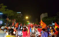 Người hâm mộ "vỡ òa" sau chiến thắng lịch sử của ĐT Olympic Việt Nam