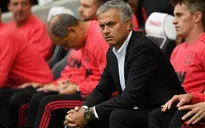 HLV Mourinho xin thêm thời gian ở Man Utd
