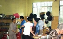 Việc tử tế: Người bếp trưởng của những bữa ăn tình thương
