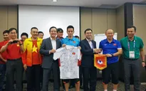 ASIAD 2018: Olympic Việt Nam nhận sự động viên bất ngờ trước trận bán kết gặp Olympic Hàn Quốc