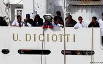 Italy đề xuất cơ chế luân phiên tiếp nhận người di cư