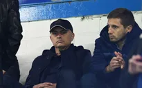 "Chán" thua, Mourinho tới tận sân "xem giò" đối thủ dưới cơ