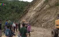 Lai Châu: Nổ mìn thông các tuyến đường tại huyện Phong Thổ