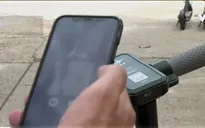 Pháp triển khai dịch vụ chia sẻ xe scooter điện