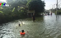 Hà Nội yêu cầu gia cố đê điều khắc phục tình trạng ngập lụt