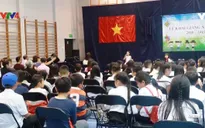 Khai giảng Trường tiếng Việt Lạc Long Quân tại Ba Lan