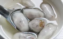 Thưởng thức món chè độc đáo chỉ có ở Huế