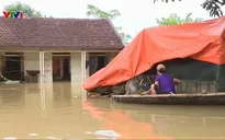 Người dân nhiều nơi ở Thanh Hóa bị cô lập do mưa lũ