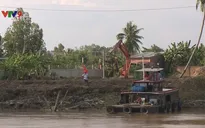 Khẩn trương thi công cống ngăn mặn Vũng Liêm