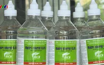 Cơ sở sản xuất nước muối sinh lý hoạt động “chui”: Chính quyền địa phương làm ngơ?