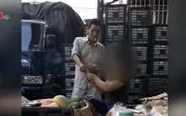 Có hay không sự thông đồng của Ban quản lý chợ Long Biên trong việc chèn ép tiểu thương?