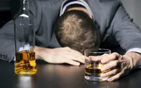 Bia rượu khiến nhiều người tử vong hơn cả AIDS, bạo lực và tai nạn giao thông