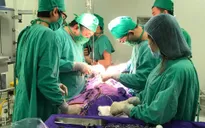 Ngỡ ngàng bệnh nhi 3 tháng tuổi có u nang tuyến phổi phải khổng lồ