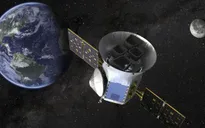 Vệ tinh mới của NASA phát hiện hai hành tinh giống Trái đất trong vòng hai ngày