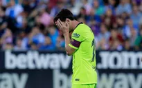 Messi mờ nhạt, Barcelona gục ngã trước đội bóng đứng cuối BXH La Liga