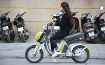 Hiểm nguy rình rập khi sử dụng điện thoại di động trong lúc lái xe