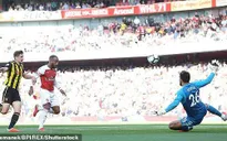 Vòng 7 Ngoại hạng Anh, Arsenal 2-0 Watford: Bùng nổ cuối trận!