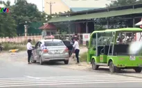 Vấn nạn taxi dù ở sân bay Nội Bài
