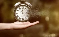 Đã có mô hình toán học của cỗ máy thời gian?