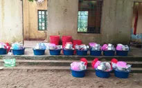 Mường Lát: Hơn 400 người dân được bố trí ăn ở tại doanh trại quân đội