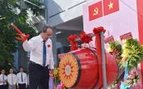 Bí thư Thành ủy TP.HCM dự lễ khai giảng năm học mới