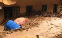 Xuất hiện dịch sốt xuyết huyết ở vùng lũ Thanh Hóa