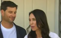 Thủ tướng New Zealand có bầu: Tôi không phải phụ nữ đầu tiên làm nhiều việc một lúc!