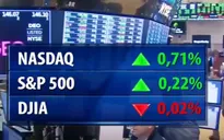 Netflix kéo chỉ số công nghệ Nasdaq lập kỷ lục mới